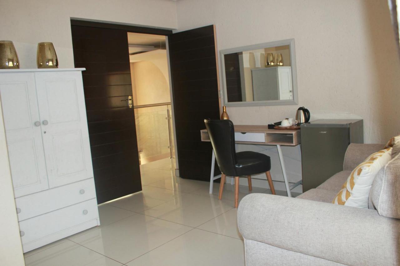 Hwh Guesthouse Middelburg ميدلبرغ المظهر الخارجي الصورة